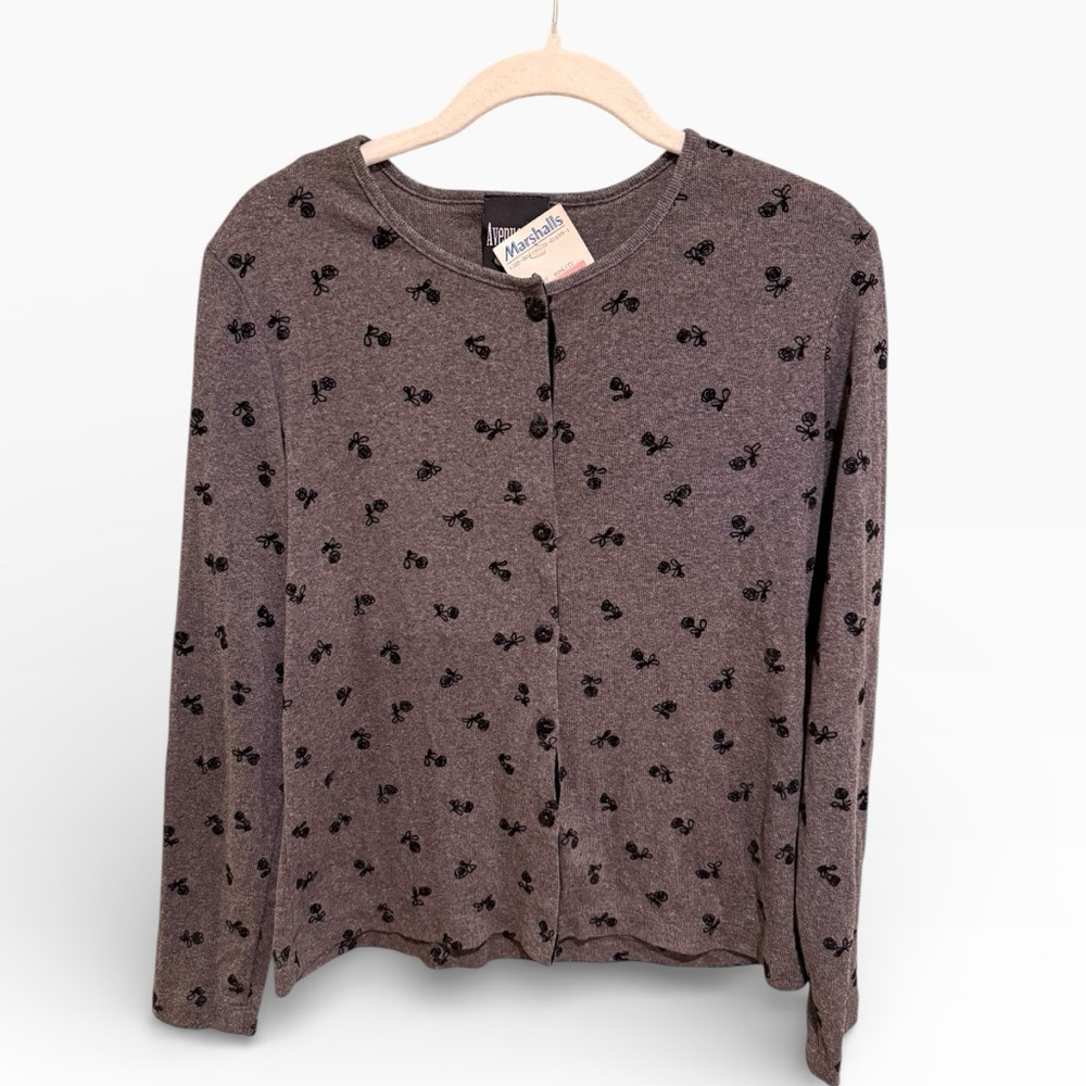 NWT Avenue of the Stars Women's Grey Floral Cardigan with Velvet Highlights